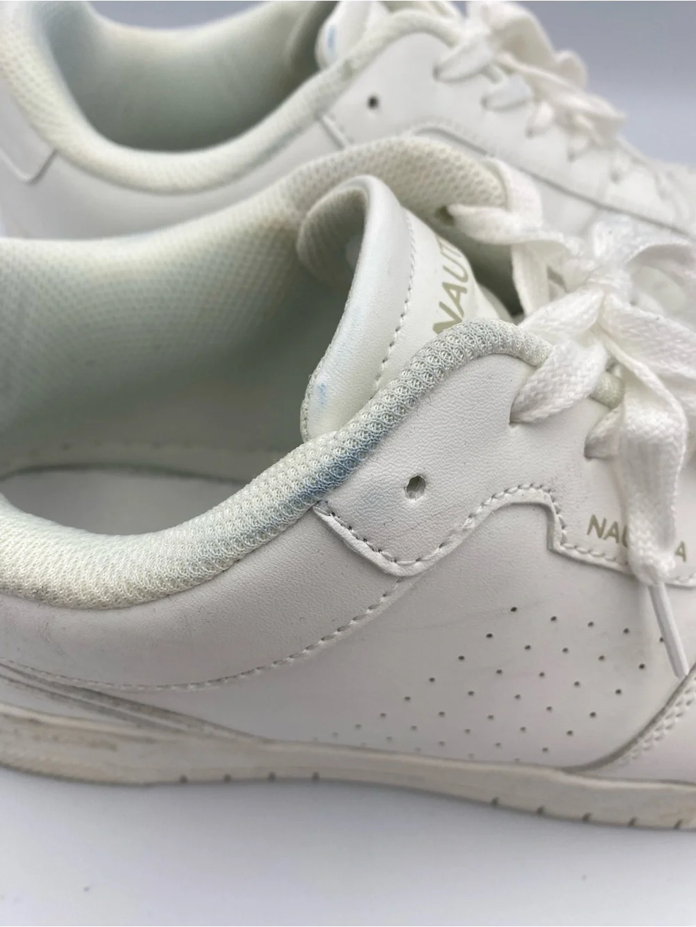 Nautica White Low-Top Leather Sneakers